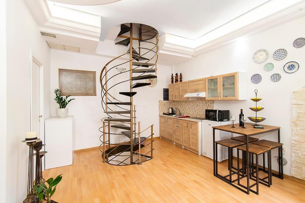 Traditional Vintage House Plaka, Center Villa *